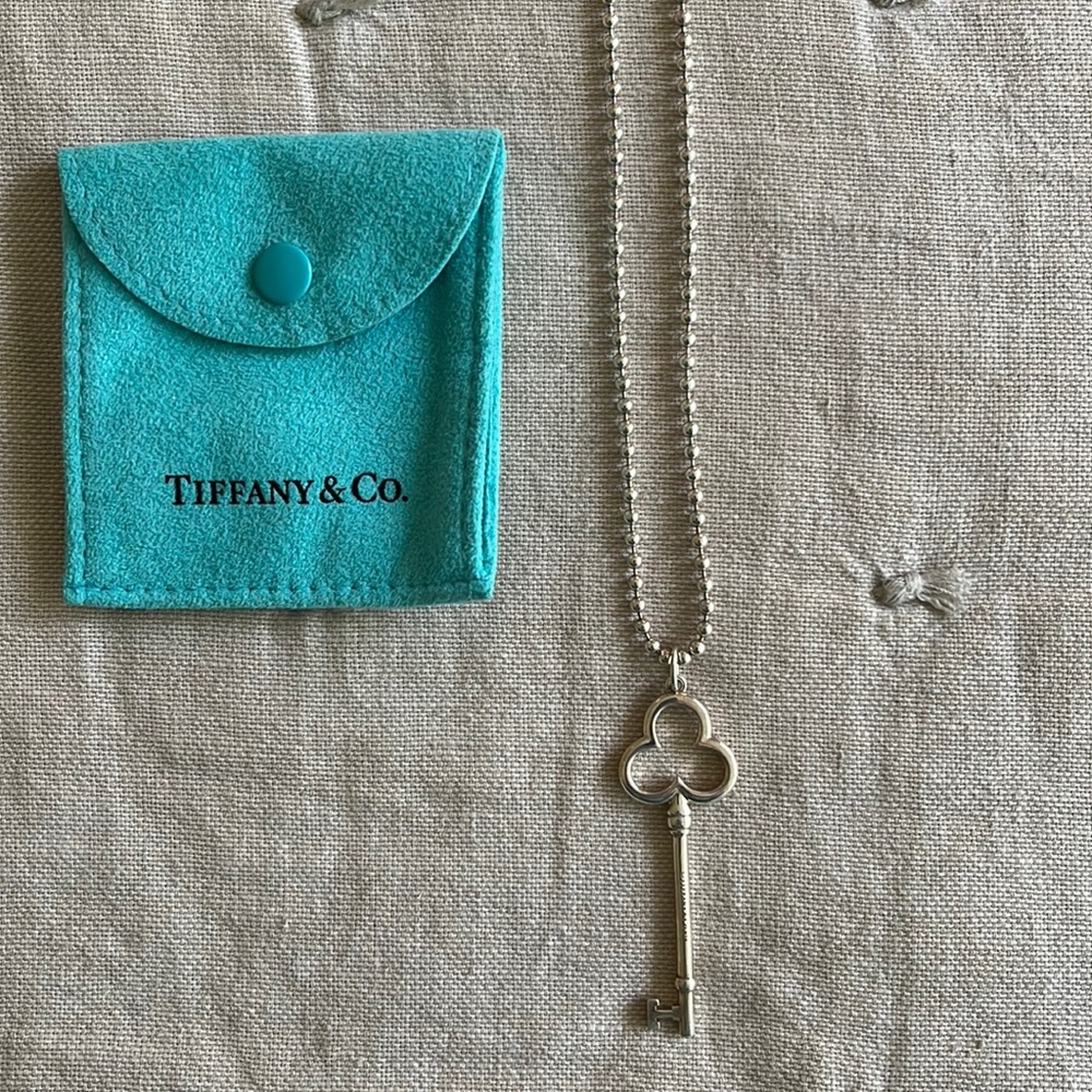 Tiffany & Co sterling silver key necklace EUC
